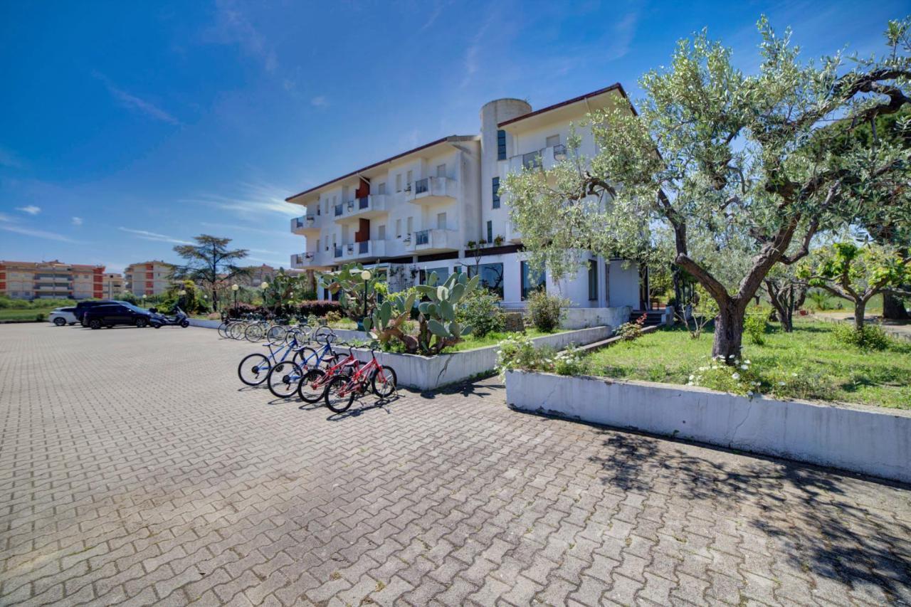 Hotel Sporting Vasto Ngoại thất bức ảnh
