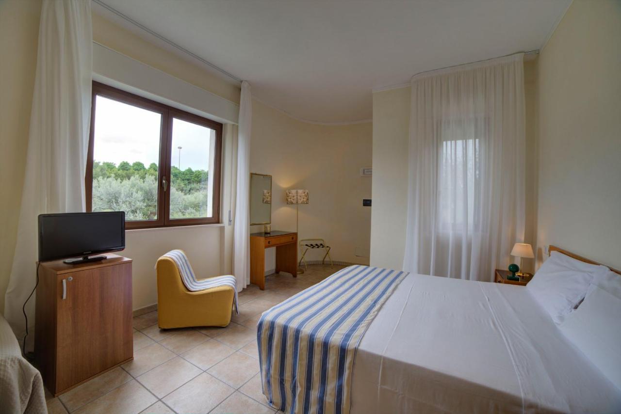 Hotel Sporting Vasto Ngoại thất bức ảnh