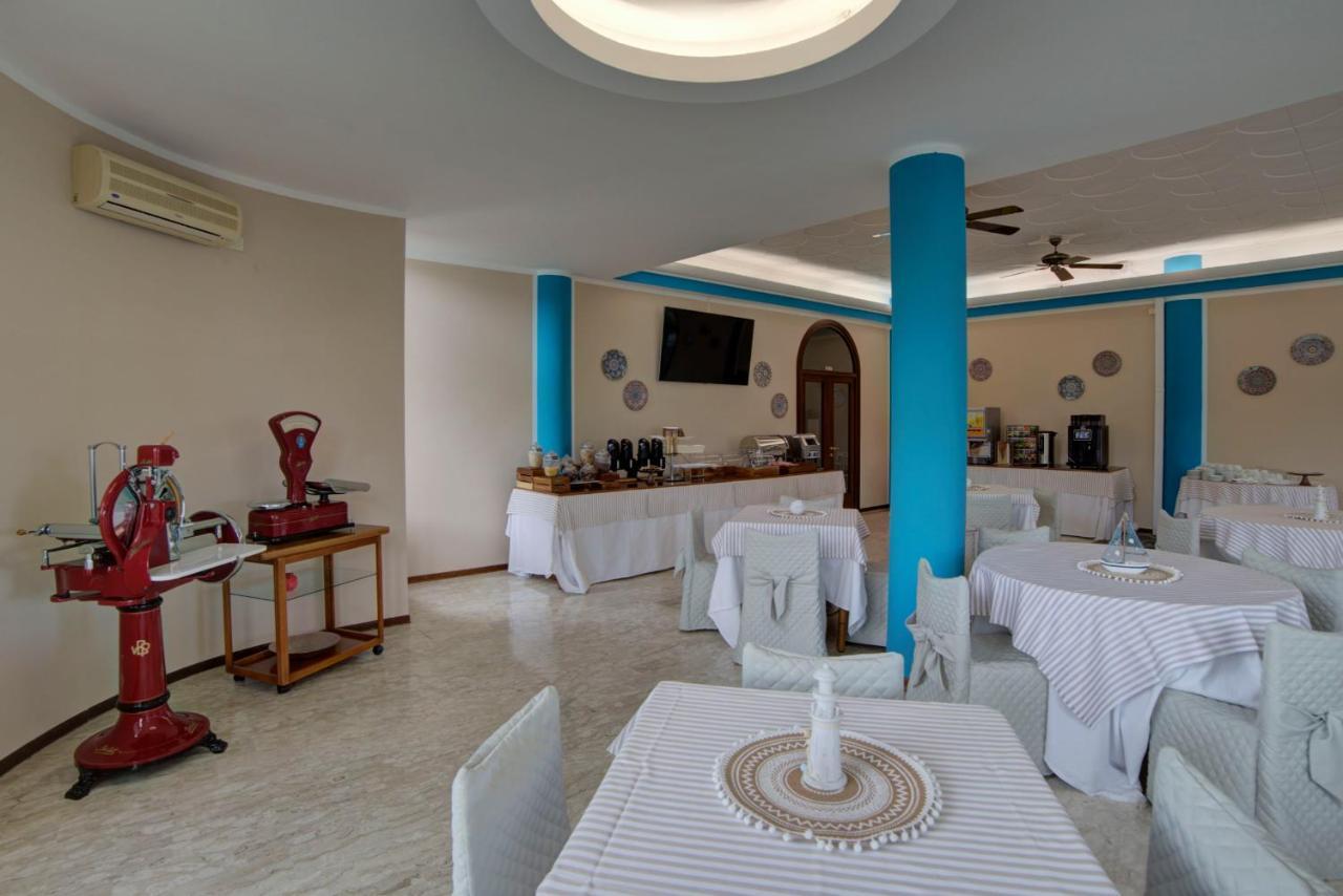 Hotel Sporting Vasto Ngoại thất bức ảnh